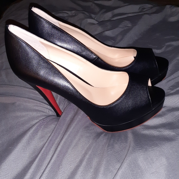 High heel shoes - Picture 2 of 5